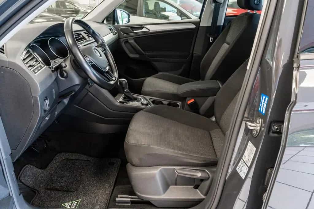 Volkswagen Tiguan 4Motion 1.4 Benzin Automatik AHK Navi PDC 05/2018-photo-15