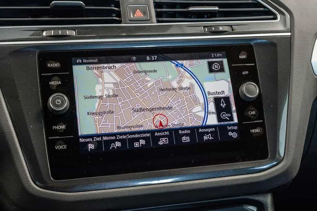 Volkswagen Tiguan 4Motion 1.4 Benzin Automatik AHK Navi PDC 05/2018-photo-24