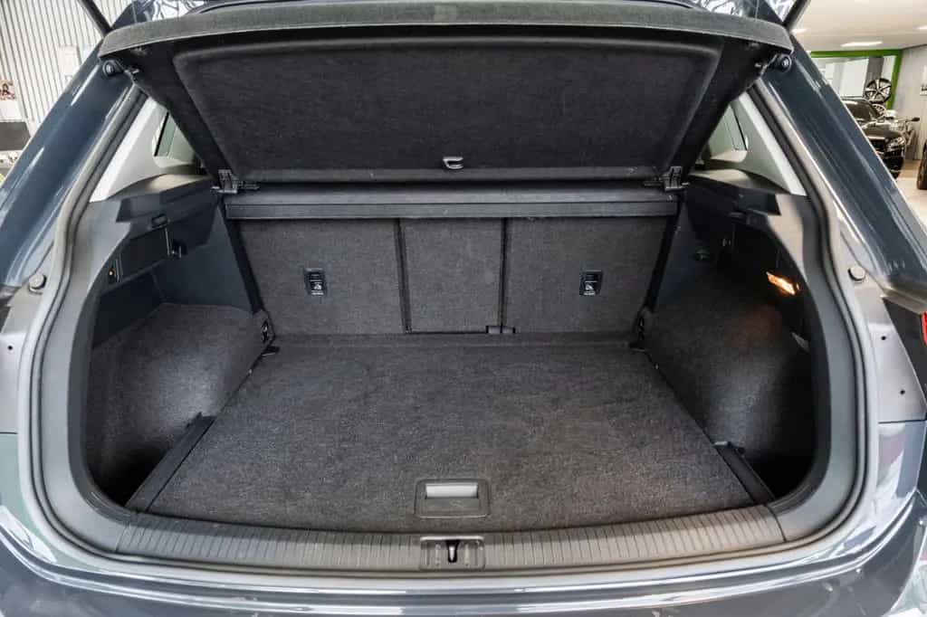 Volkswagen Tiguan 4Motion 1.4 Benzin Automatik AHK Navi PDC 05/2018-photo-36