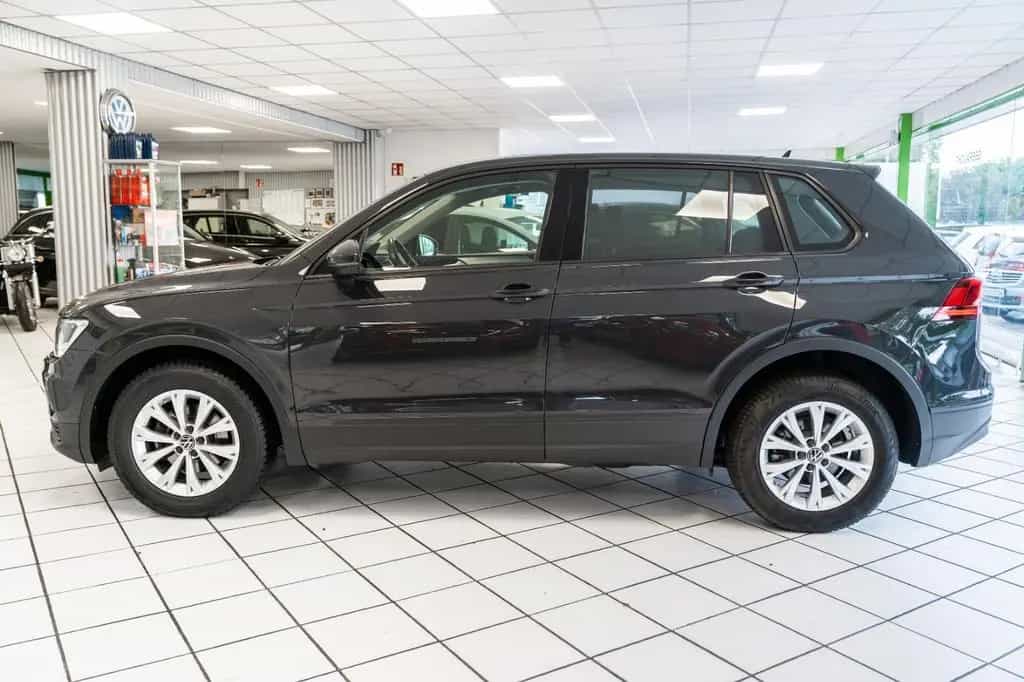Volkswagen Tiguan 4Motion 1.4 Benzin Automatik AHK Navi PDC 05/2018-photo-6