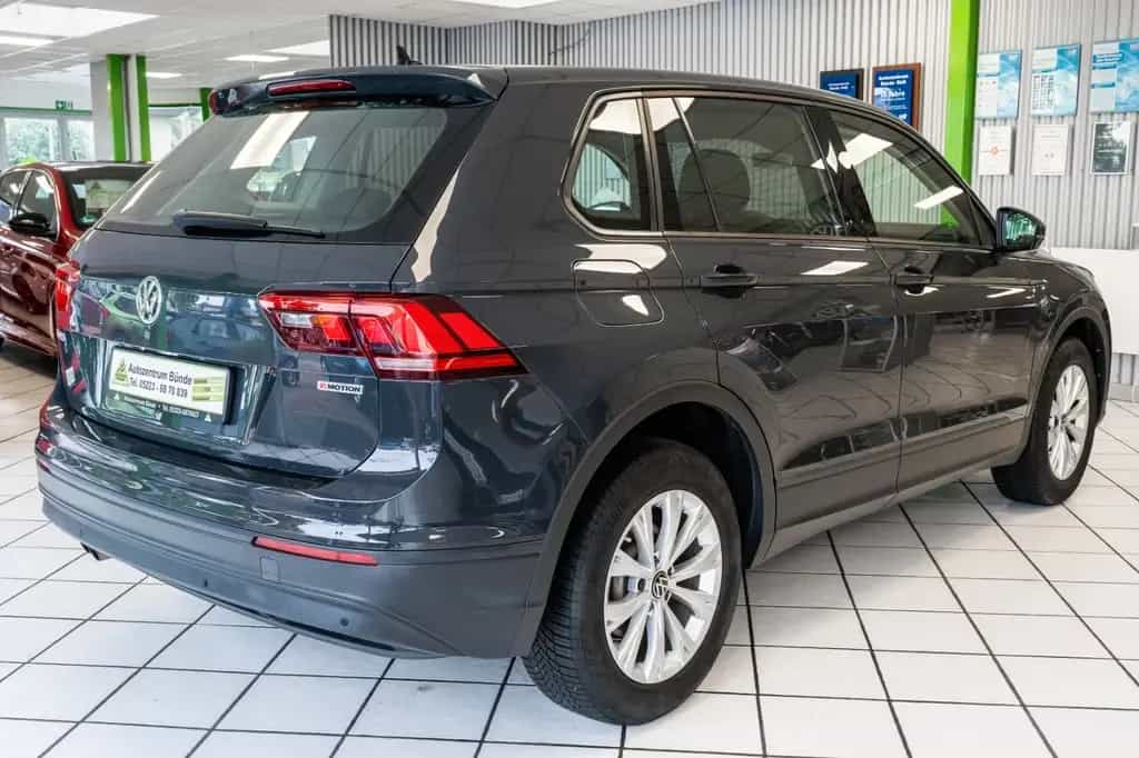 Volkswagen Tiguan 4Motion 1.4 Benzin Automatik AHK Navi PDC 05/2018-photo-8