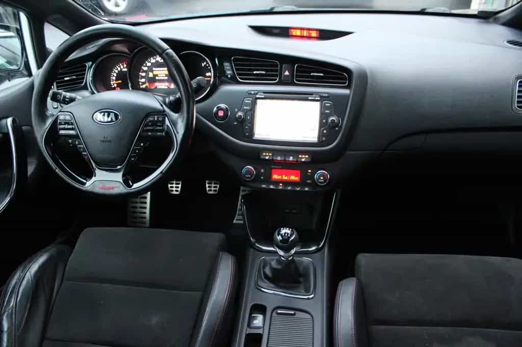 Kia pro cee'd 1.6 TGDI GT-Track R-Kamera*Pano*Xenon 06/2014-photo-15