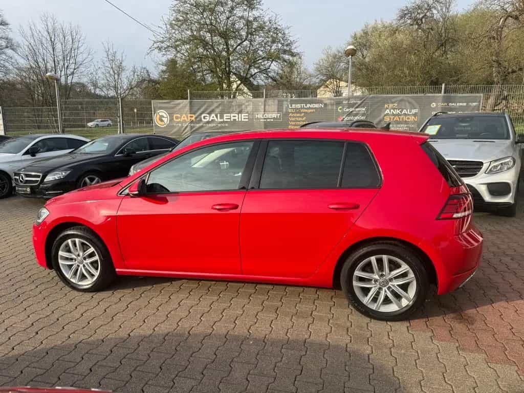 Volkswagen VW Golf 7 Comfortline *DSG*LED*AHK*KLIMA*CARPLAY 06/2019-photo-1