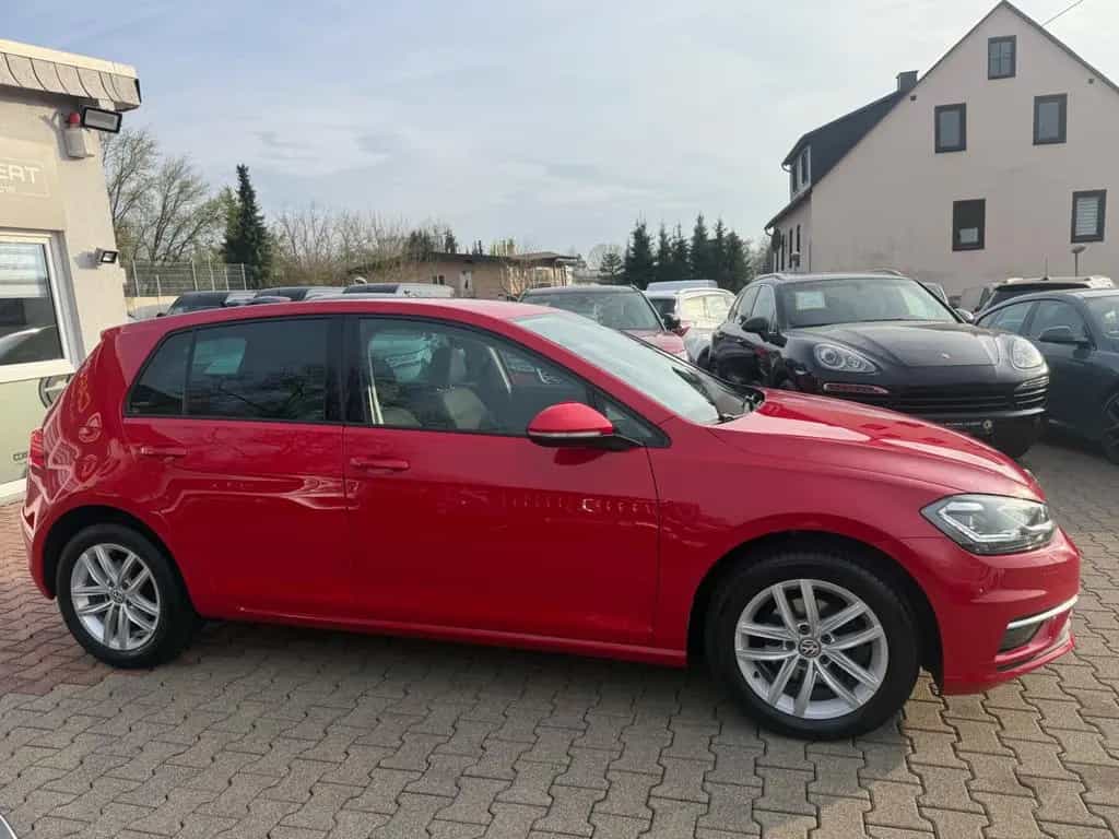Volkswagen VW Golf 7 Comfortline *DSG*LED*AHK*KLIMA*CARPLAY 06/2019-photo-5