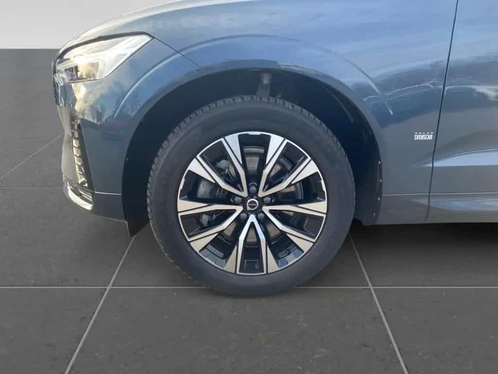 Volvo XC60 Plus Dark B4 Benzin StandHZG AHK Navi Leder 10/2023-photo-8