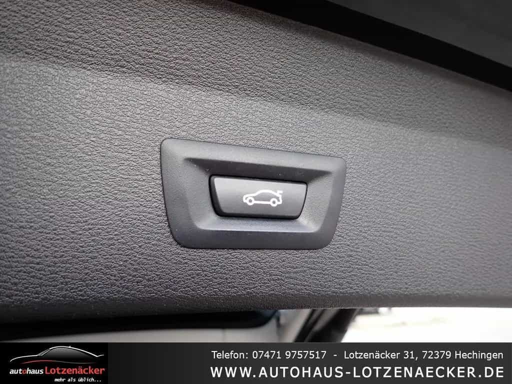 BMW X1 sDrive 18 i Advantage TEMP|KLIMA|PDC|SHZ 03/2018-photo-13