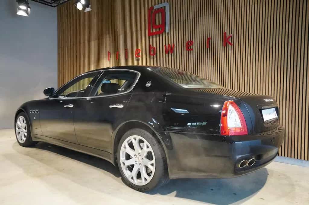 Maserati Quattroporte 4.7 V8 S -BRD-U-frei-Maserati gepfl 11/2011-photo-2