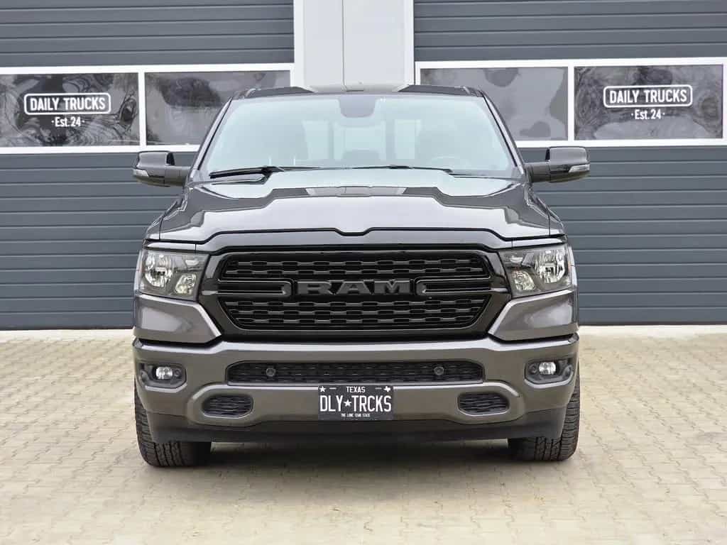 Dodge RAM 1500 5.7 4x4 Bighorn Night Kamera 12´´ PDC 10/2023-photo-4