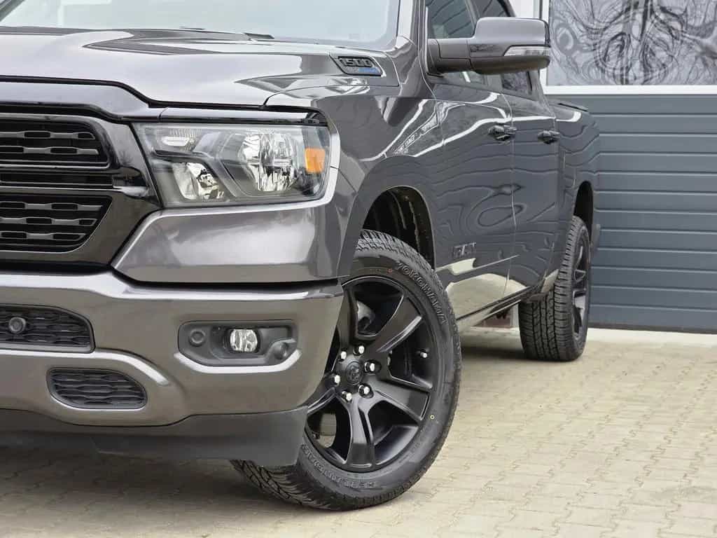 Dodge RAM 1500 5.7 4x4 Bighorn Night Kamera 12´´ PDC 10/2023-photo-7