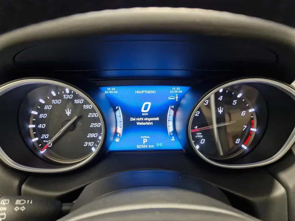 Maserati Levante S GranSport, 21 Zoll, ACC, Panorama, AHK 03/2019-photo-21