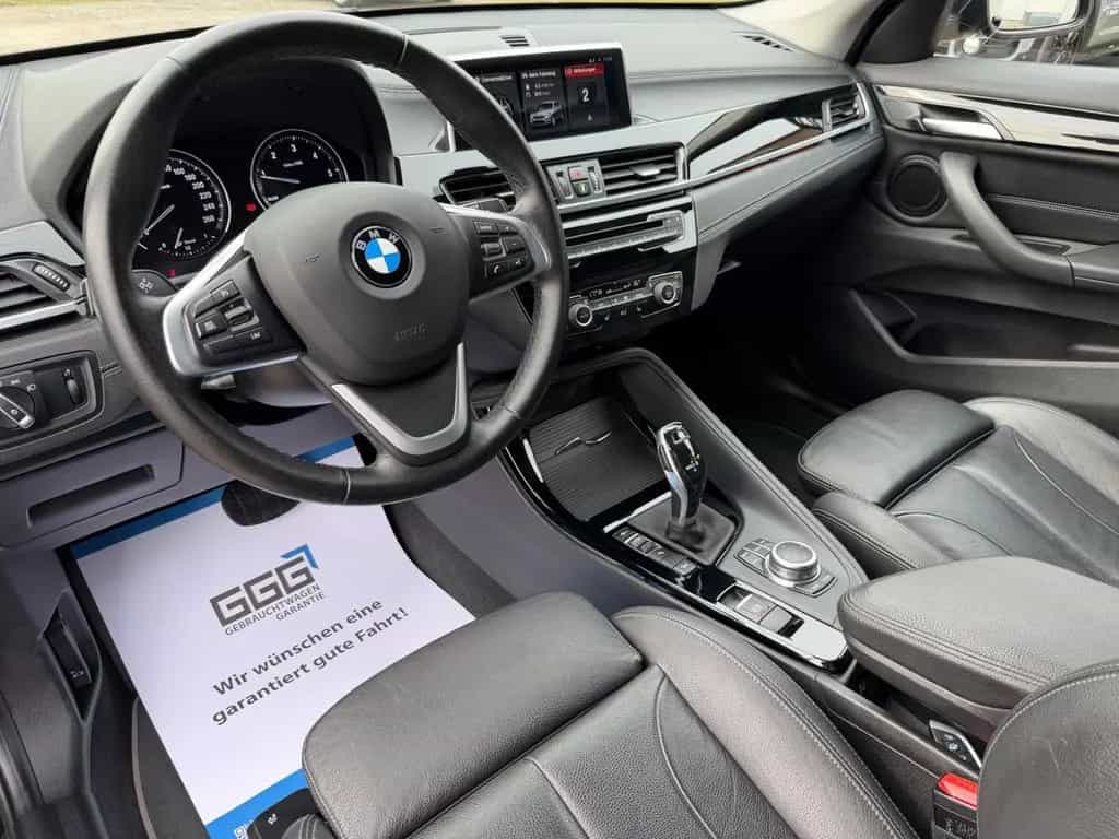 BMW X1 xDrive 20 d Sport Line TEMPO|AHK|LED 12/2019-photo-8