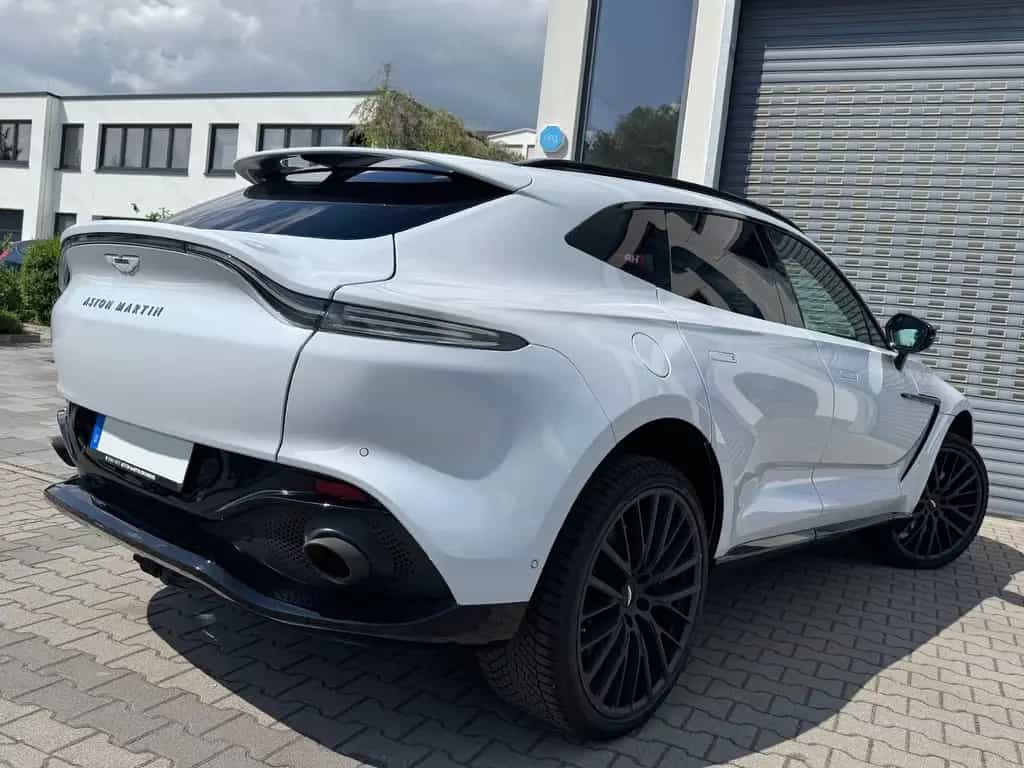 Aston Martin DBX 550 23 Zoll Sportauspuff Black Pack Panorama 04/2023-photo-12