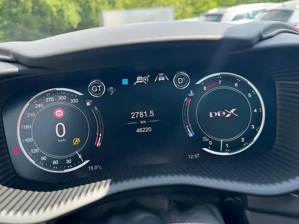 Aston Martin DBX 550 23 Zoll Sportauspuff Black Pack Panorama 04/2023-photo-17