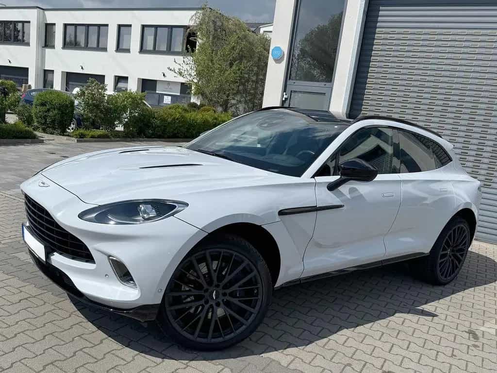 Aston Martin DBX 550 23 Zoll Sportauspuff Black Pack Panorama 04/2023-photo-26