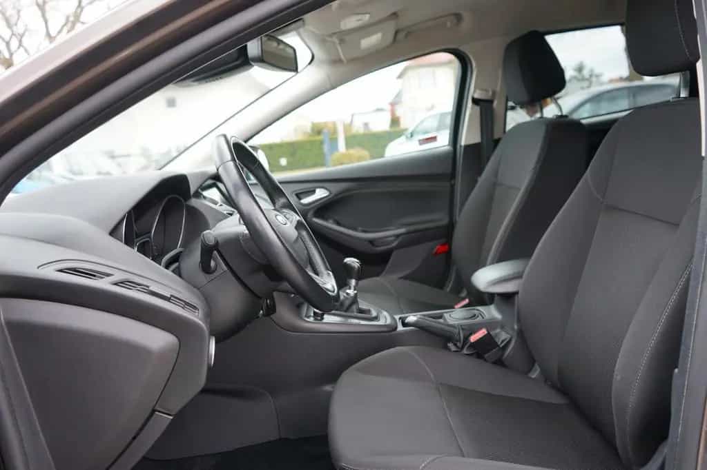 Ford Focus 1,0 EcoBoost 92kW Business Turnier 07/2017-photo-13