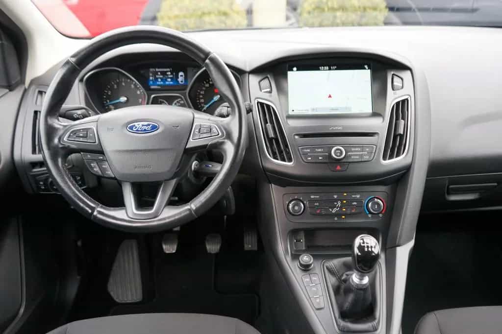 Ford Focus 1,0 EcoBoost 92kW Business Turnier 07/2017-photo-2