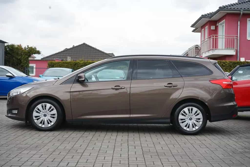 Ford Focus 1,0 EcoBoost 92kW Business Turnier 07/2017-photo-7