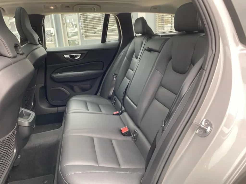Volvo V60 Cross Country Cross Country Plus B4 AWD Pano 05/2023-photo-10