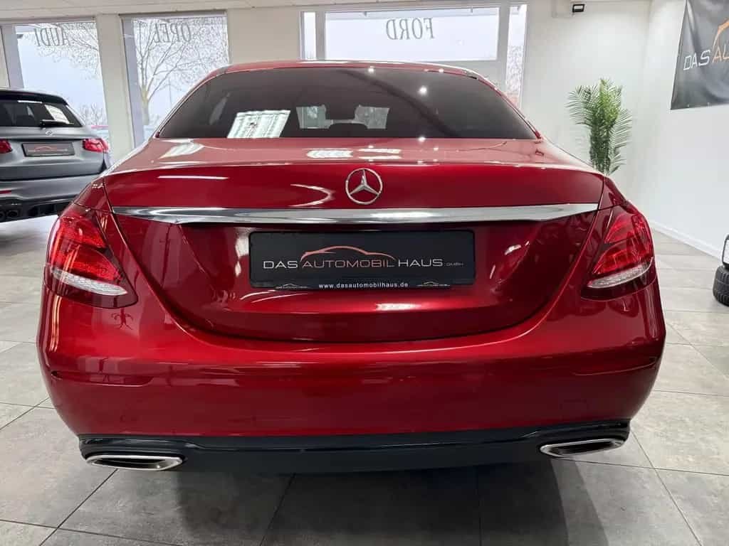 Mercedes-Benz E-Class Limousine Avantgarde *AHK*MULTIBEAM*NIGHT* 09/2018-photo-7