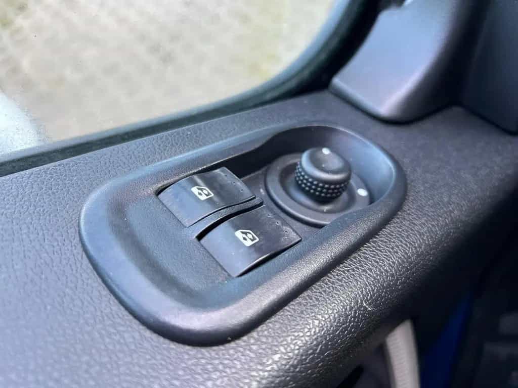 Renault Master III Kasten L1H1 2,8t Eco/95TKM/I.HAND/AHK 01/2015-photo-21