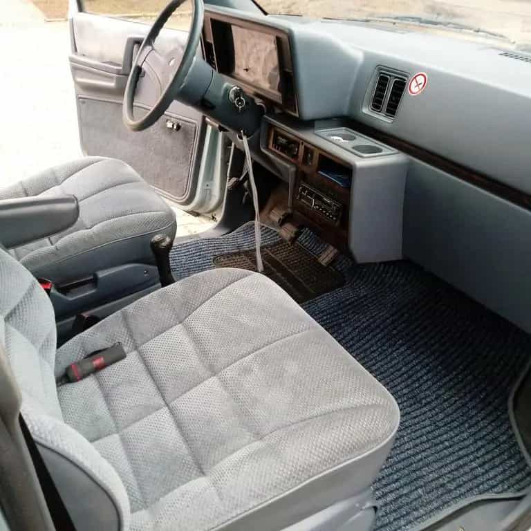 Chrysler Voyager 2.5 SE - Bj 1990 04/1980-photo-4