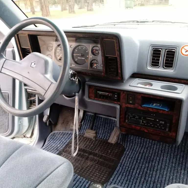 Chrysler Voyager 2.5 SE - Bj 1990 04/1980-photo-7