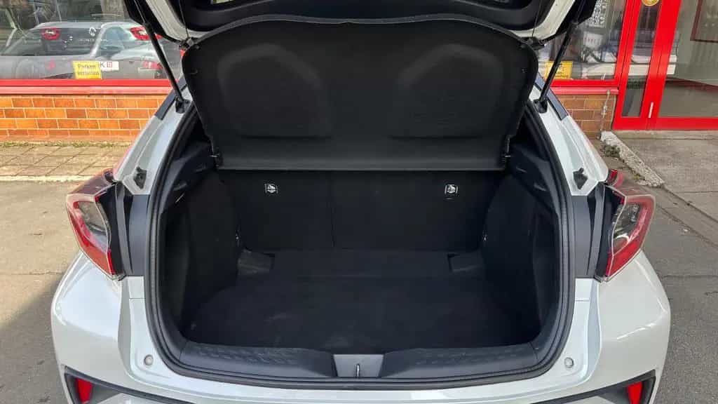 Toyota C-HR Style/Navi/Kamera/Leder/Spur/Led/R18 01/2018-photo-10