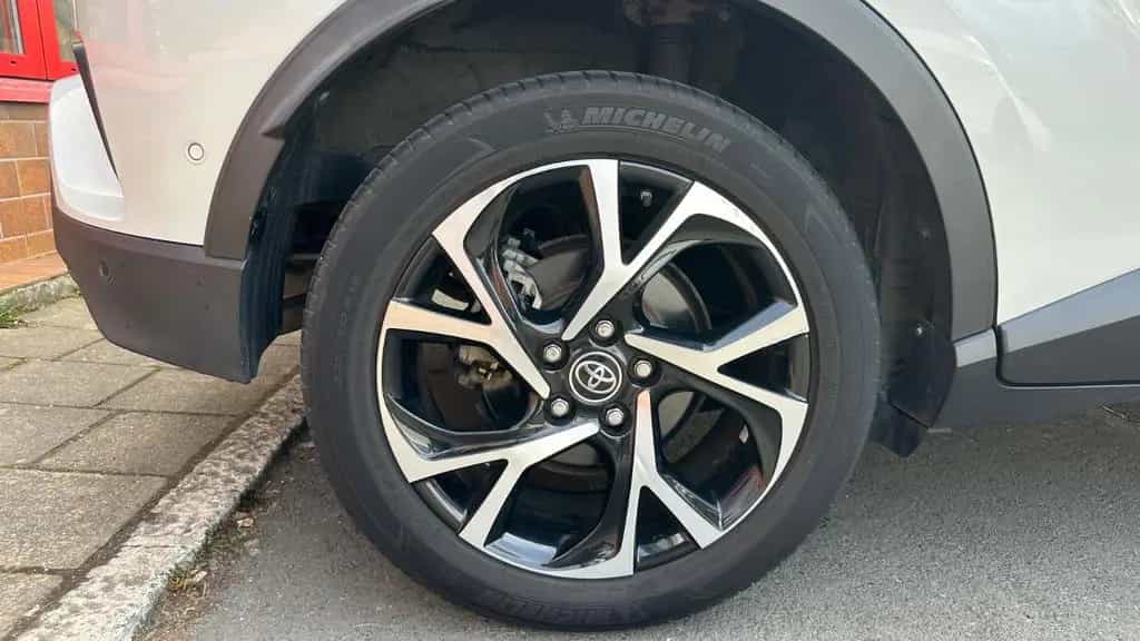 Toyota C-HR Style/Navi/Kamera/Leder/Spur/Led/R18 01/2018-photo-39