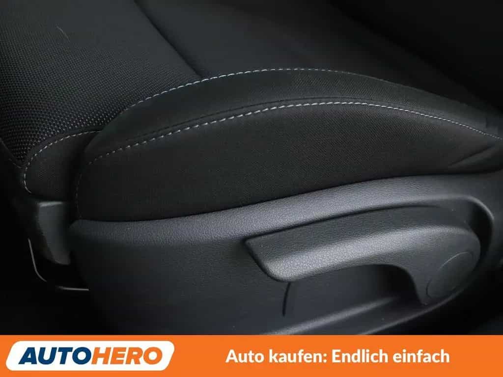 Hyundai i30 Fastback 2.0 T-GDI N Performance Aut*NAVI* 02/2024-photo-30