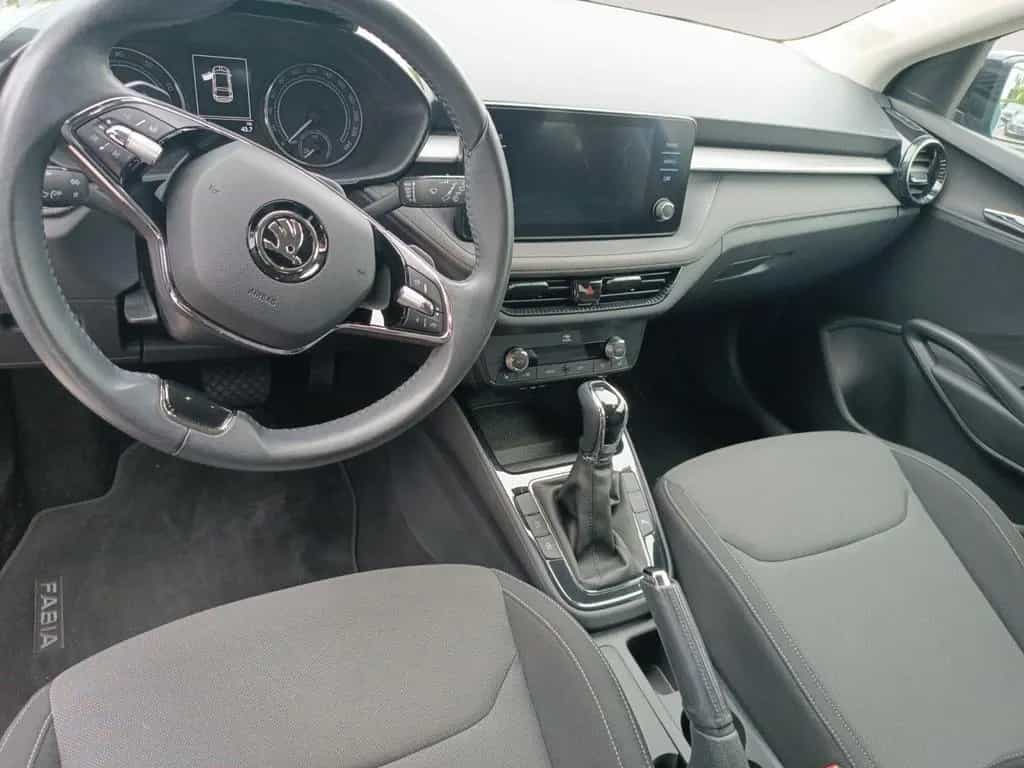 Skoda Fabia 1.5 TSI DSG Ambition *LED*App-Connect*Sitz 08/2022-photo-9