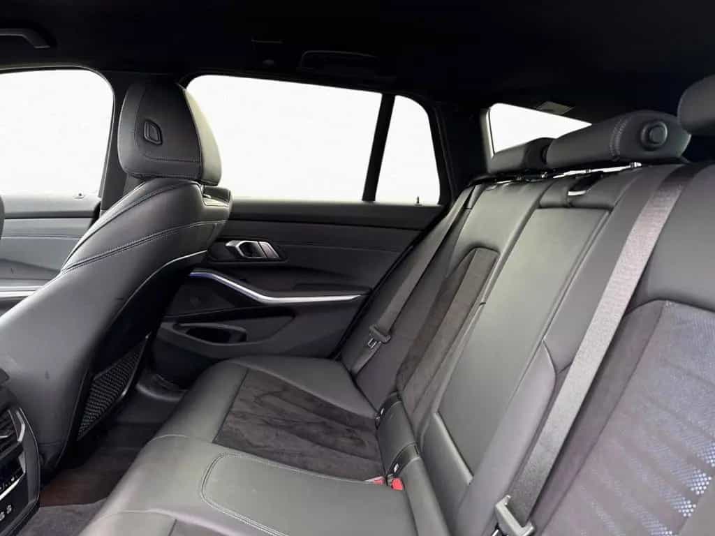 BMW 320 i Touring M SPORT LASER,St+Go,HUD,KomfZu,HIFI 10/2020-photo-11
