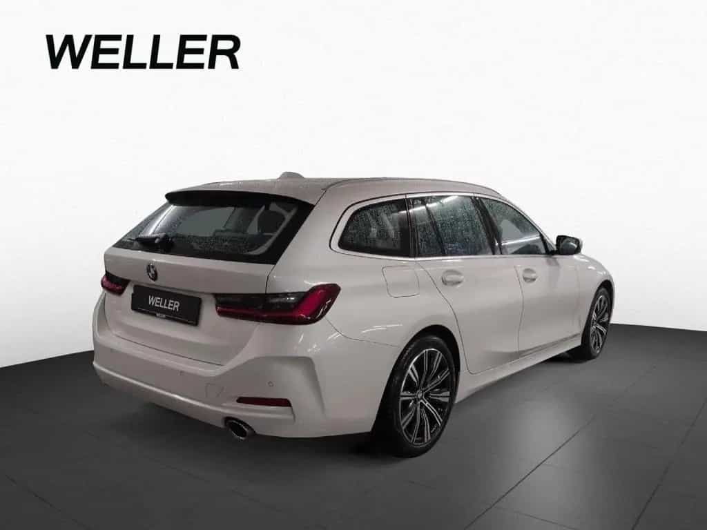 BMW 320 d xD Tour LivePlus Stop&Go SpoSi StndHz AdLED 09/2022-photo-4