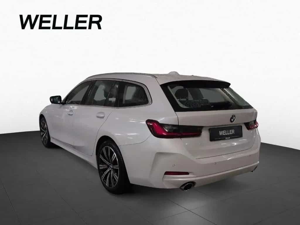 BMW 320 d xD Tour LivePlus Stop&Go SpoSi StndHz AdLED 09/2022-photo-5