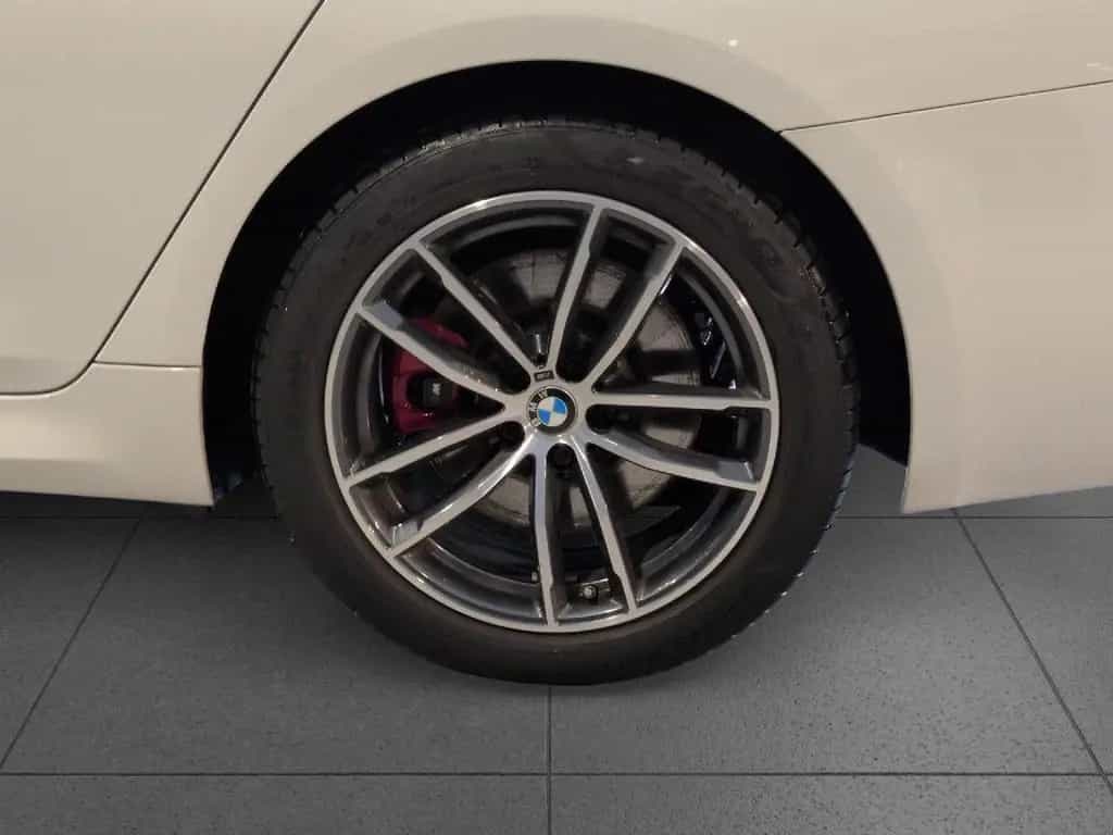 BMW 5 Series 520d Tour M SPORT Pro DAProf Pano Laser H/K AHK 11/2022-photo-16