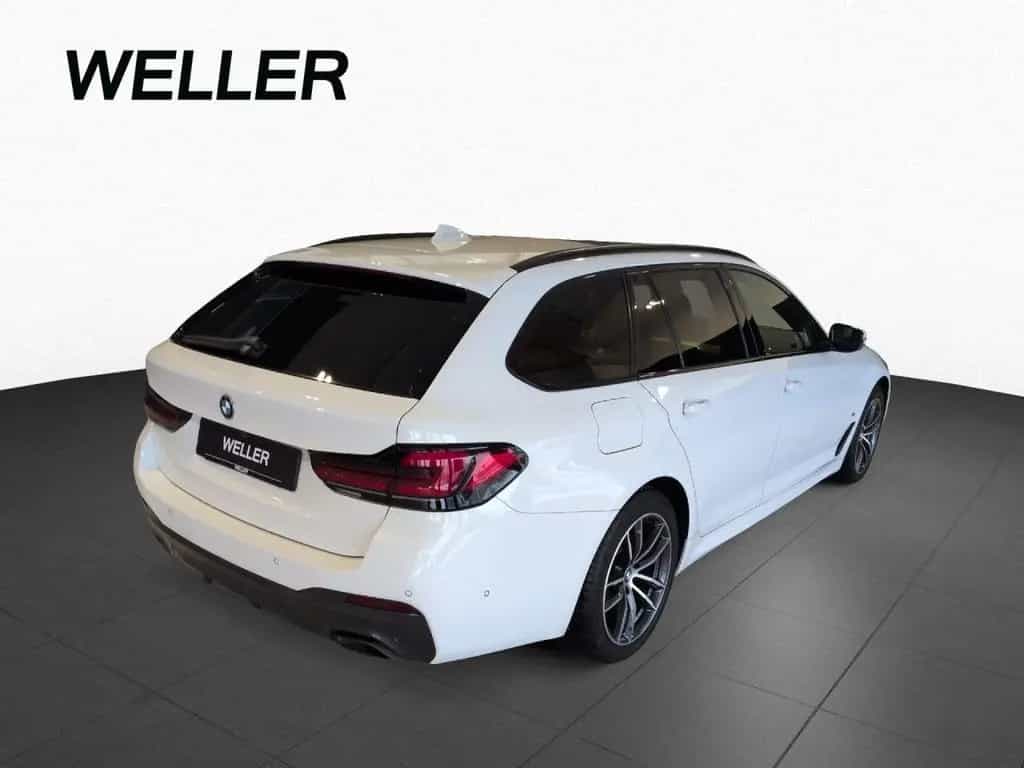 BMW 5 Series 520d Tour M SPORT Pro DAProf Pano Laser H/K AHK 11/2022-photo-4