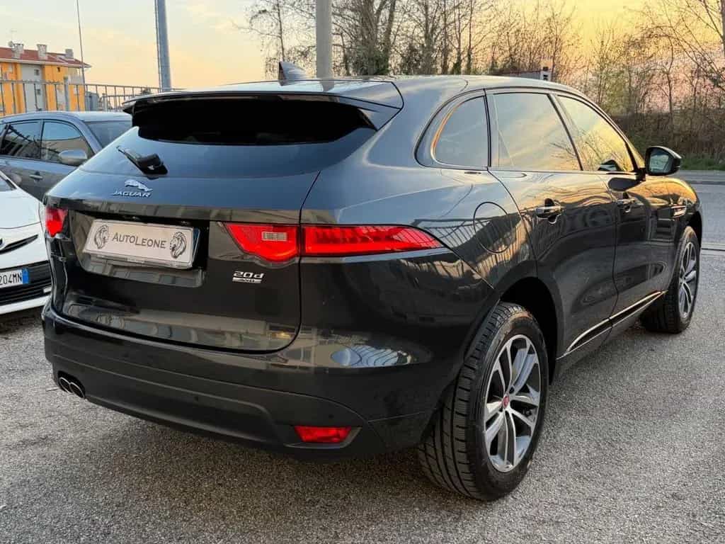 Jaguar F-Pace 2.0 D 180CV R-Sport BLACK EDITION 12/2018-photo-2