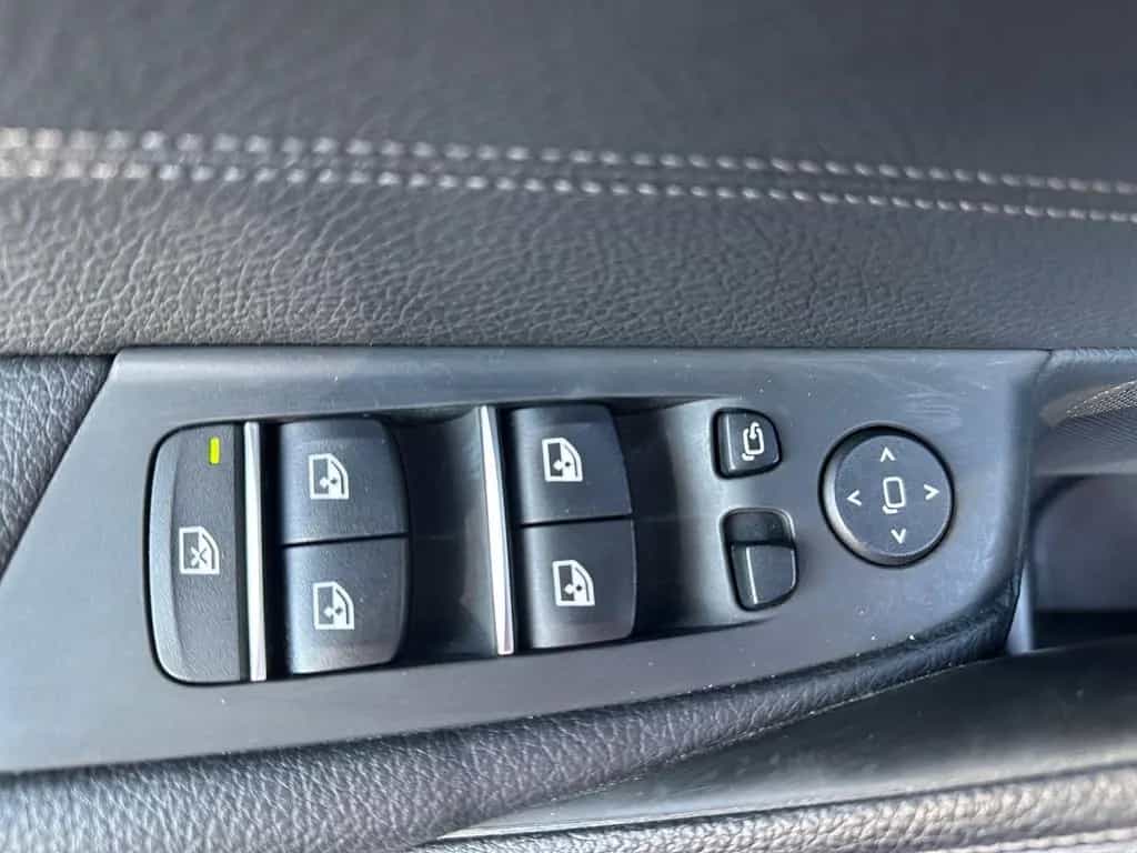 BMW 520 d LIM LUXURY LED NAVI PANO KAM SHZ STHZ LHZ 11/2019-photo-12