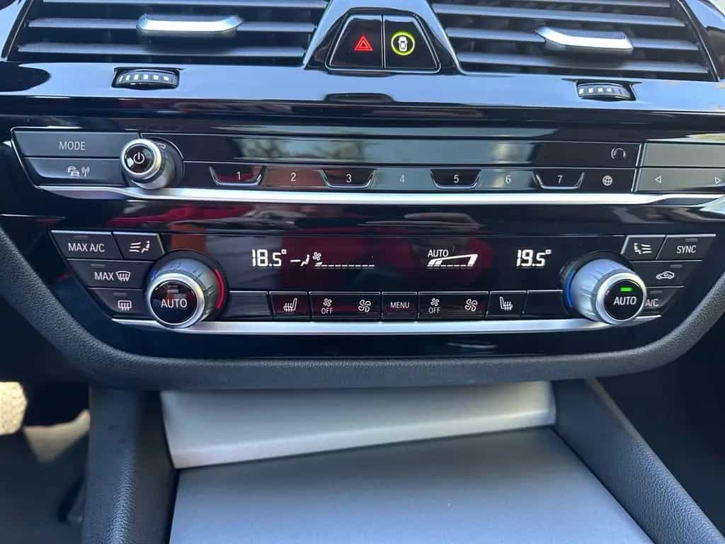 BMW 520 d LIM LUXURY LED NAVI PANO KAM SHZ STHZ LHZ 11/2019-photo-17