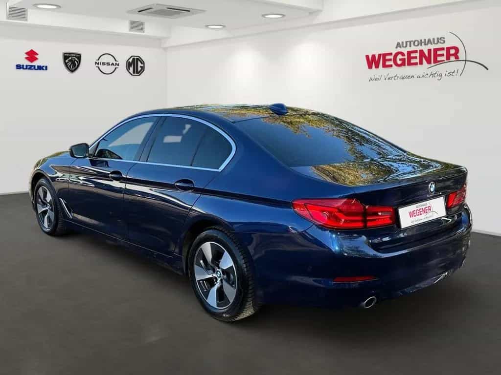 BMW 520 d LIM LUXURY LED NAVI PANO KAM SHZ STHZ LHZ 11/2019-photo-3