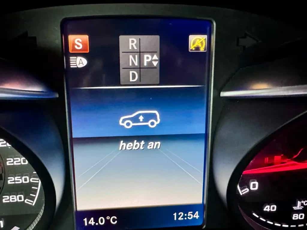 Mercedes-Benz GLC-Class AMG Coupe Burmester Pano 360°Airmatic 21Zo 05/2018-photo-12