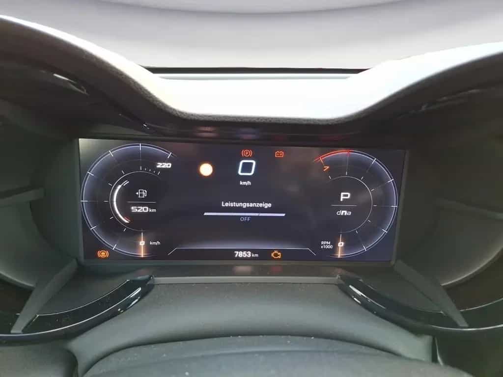 Alfa Romeo Junior 1.2 MHEV VGT Speciale e-DCT6 Ibrid Tempom 03/2025-photo-9