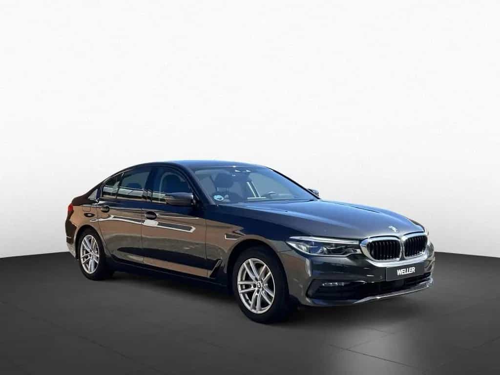 BMW 520 dA xDrive Sport Line AHK,St+Go,Kam,HuD,HiFi 06/2020-photo-3