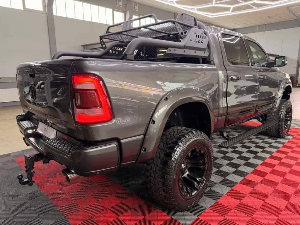 Dodge RAM 1500 5.7 4X4 LIMITED PANO LPG MonsterTruck 11/2022-photo-10
