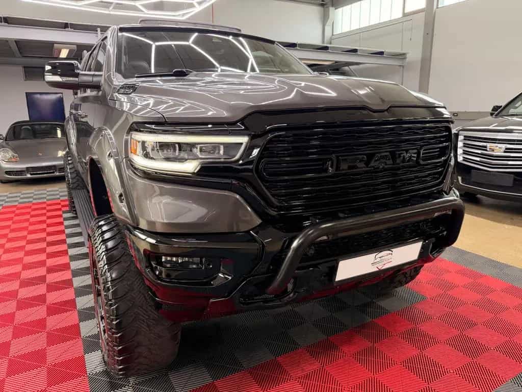 Dodge RAM 1500 5.7 4X4 LIMITED PANO LPG MonsterTruck 11/2022-photo-17