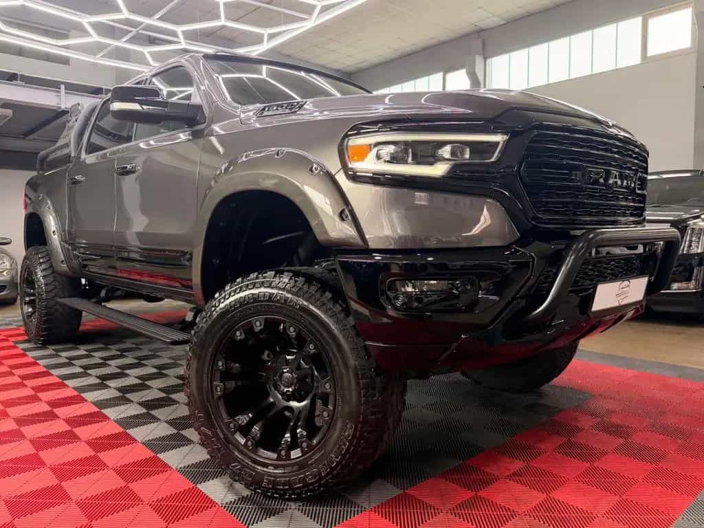 Dodge RAM 1500 5.7 4X4 LIMITED PANO LPG MonsterTruck 11/2022-photo-19