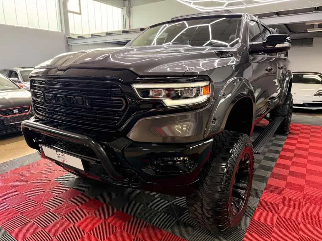Dodge RAM 1500 5.7 4X4 LIMITED PANO LPG MonsterTruck 11/2022-photo-2