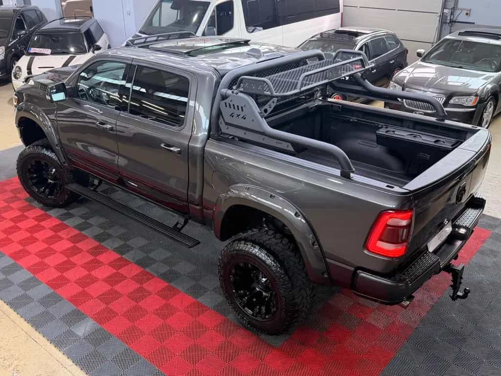 Dodge RAM 1500 5.7 4X4 LIMITED PANO LPG MonsterTruck 11/2022-photo-24