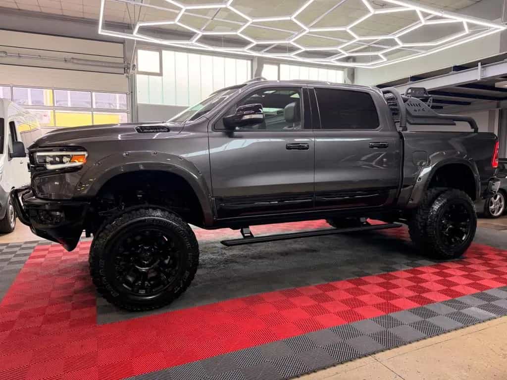 Dodge RAM 1500 5.7 4X4 LIMITED PANO LPG MonsterTruck 11/2022-photo-5