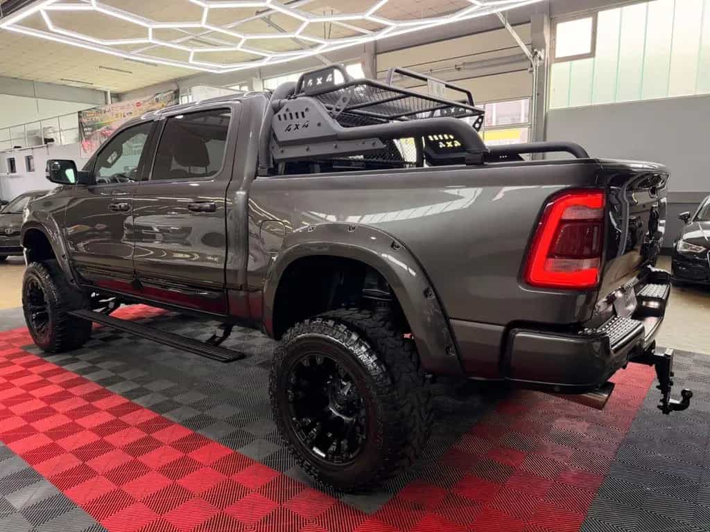 Dodge RAM 1500 5.7 4X4 LIMITED PANO LPG MonsterTruck 11/2022-photo-9