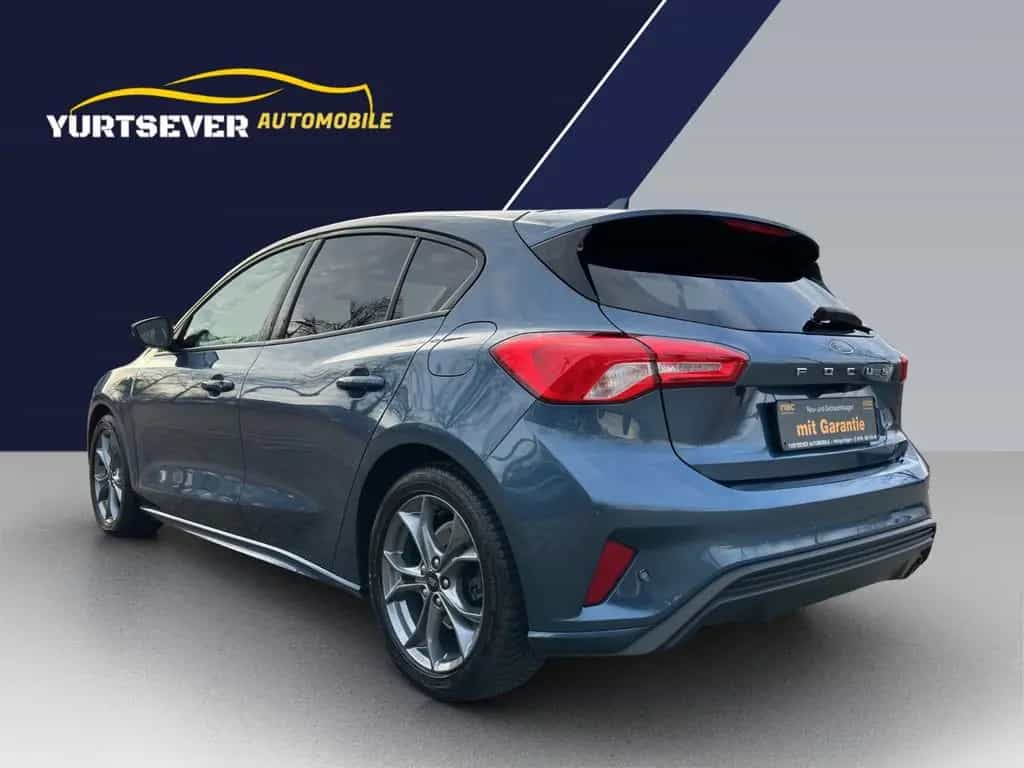Ford Focus Lim. ST-Line*LED*KAMERA*ALU*SHZ*EFH* 12/2020-photo-2